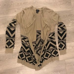 🔪🖤RUE 21 cardigan.